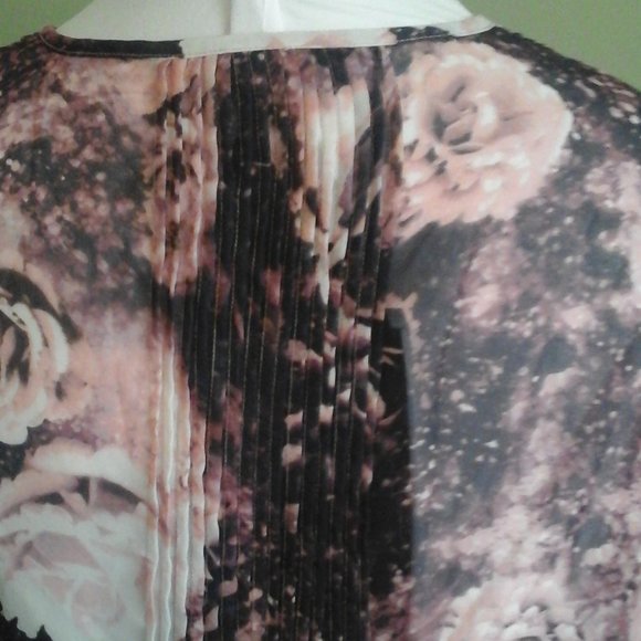 Together Chiffon Floral Blouse, 18 - Picture 7 of 9
